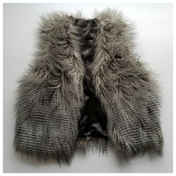 Faux Fur Vest SIZE M - Picture 5 of 6